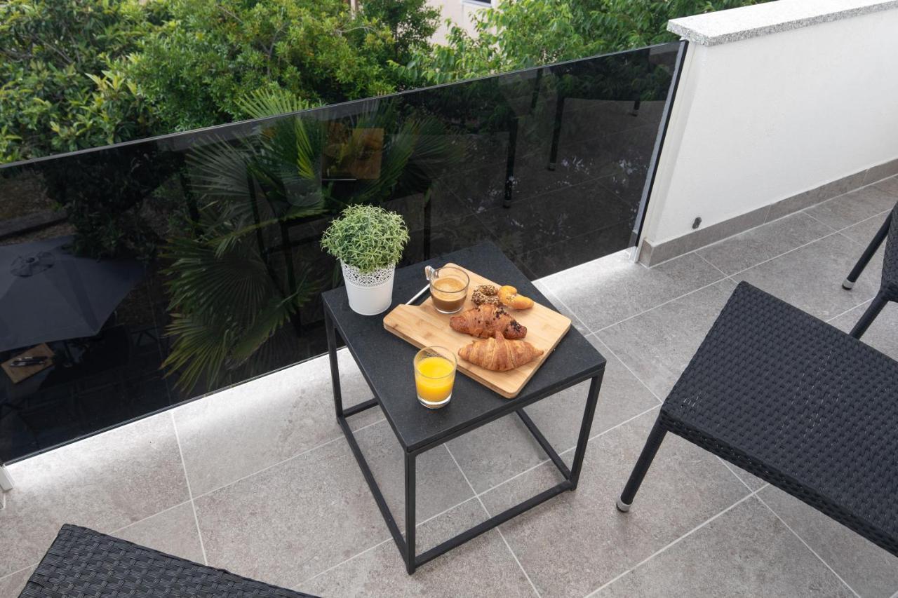 Apartment Oleander Malinska